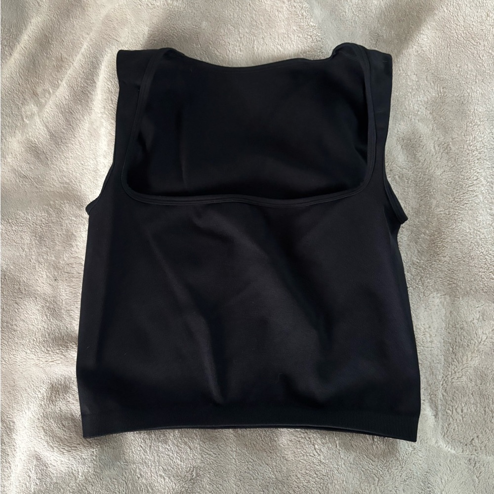Amazon Black Square-Neck Tank Top